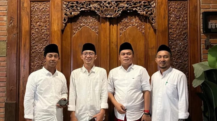 FPP Indramayu menilai pergantian nama Provinsi Jawa Barat berpotensi mengaburkan sejarah dan meminta fokus pada kebutuhan masyarakat.