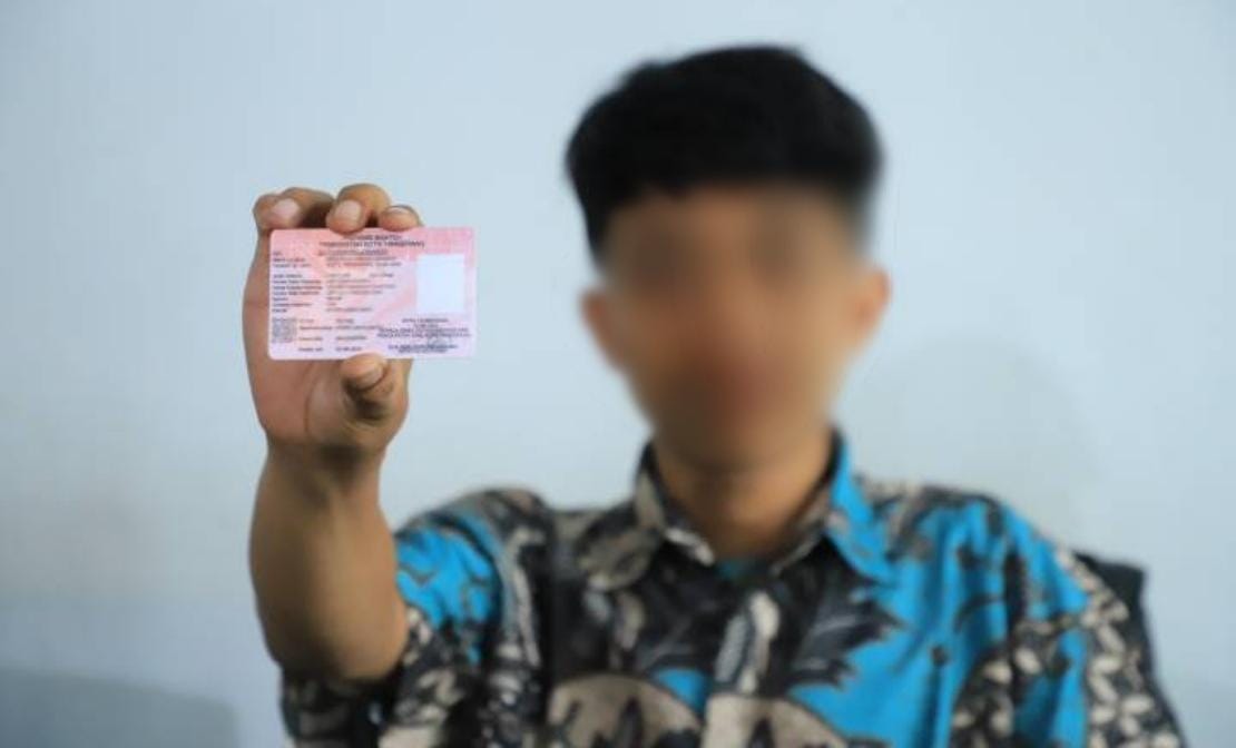 Pembaruan foto KIA kini mudah dilakukan melalui layanan Disdukcapil Kota Tangerang secara langsung maupun daring.
