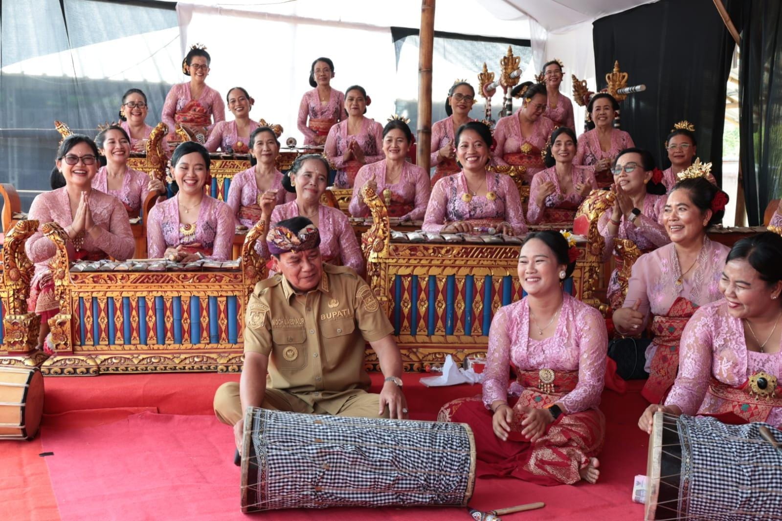 Pura Parahyangan Agung Bhuwana Raksati hadir sebagai ruang ibadah, pelestarian budaya, dan destinasi wisata religi di Tangerang.