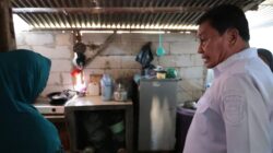 Bupati Tangerang fokus memastikan rumah layak huni dan akses air bersih bagi warga saat kunjungan kerja di Tigaraksa.