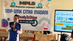 Relawan TIK Banten mengingatkan jejak digital dapat memengaruhi masa depan dan peluang kerja para siswa di era digital.