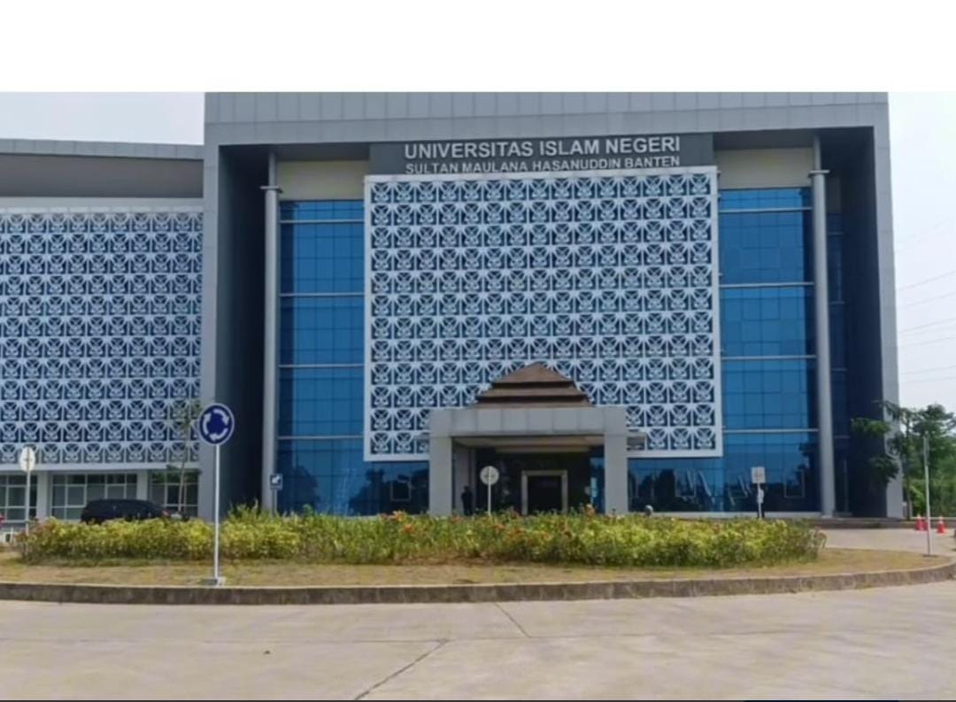 Pemindahan lokasi KKN Reguler UIN SMH Banten diduga akibat tumpang tindih dengan KKN Nusantara, mahasiswa minta evaluasi.