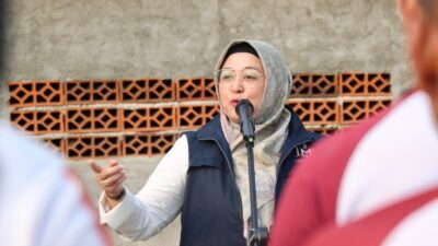 Wabup Intan tekankan perubahan perilaku masyarakat menjadi kunci utama mengatasi persoalan sampah di Kabupaten Tangerang.
