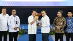 Bupati Tangerang Teken Kerja Sama Beasiswa dengan PPI Curug dan Poltekpel Banten