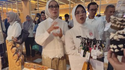 Pekan Dekranasda Tangsel 2026 menjadi ruang kolaborasi pelaku ekonomi kreatif untuk memperluas jaringan dan pasar produk lokal.