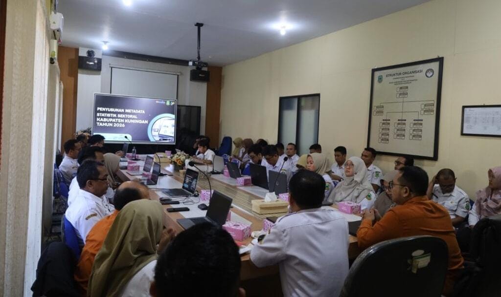 Diskominfo Kuningan menyusun metadata statistik sektoral untuk meningkatkan kualitas data daerah yang akurat dan terintegrasi.
