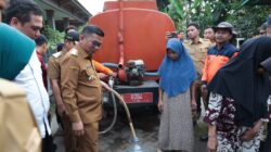 Warga Tigaraksa Terima Bantuan Air Bersih, Pemkab Tangerang Gandeng Pemprov Banten