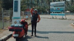 Rayakan Kelulusan, Mahasiswa Ini Solo Touring Vespa Tua dari Jepara ke Karimunjawa