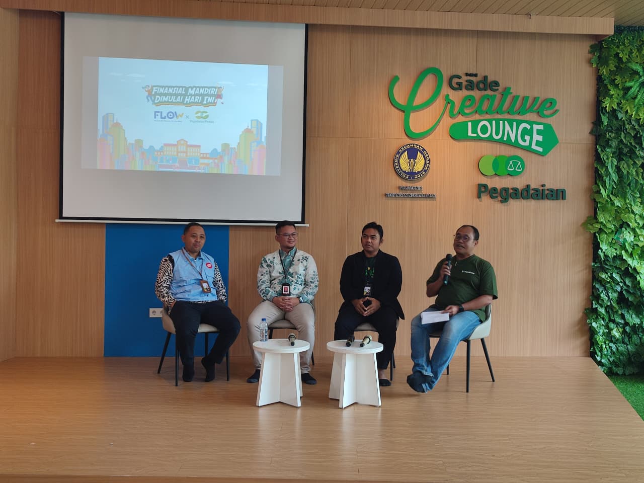 Pegadaian mendorong mahasiswa PKN STAN melek finansial melalui roadshow literasi keuangan bersama OJK di Tangerang Selatan.