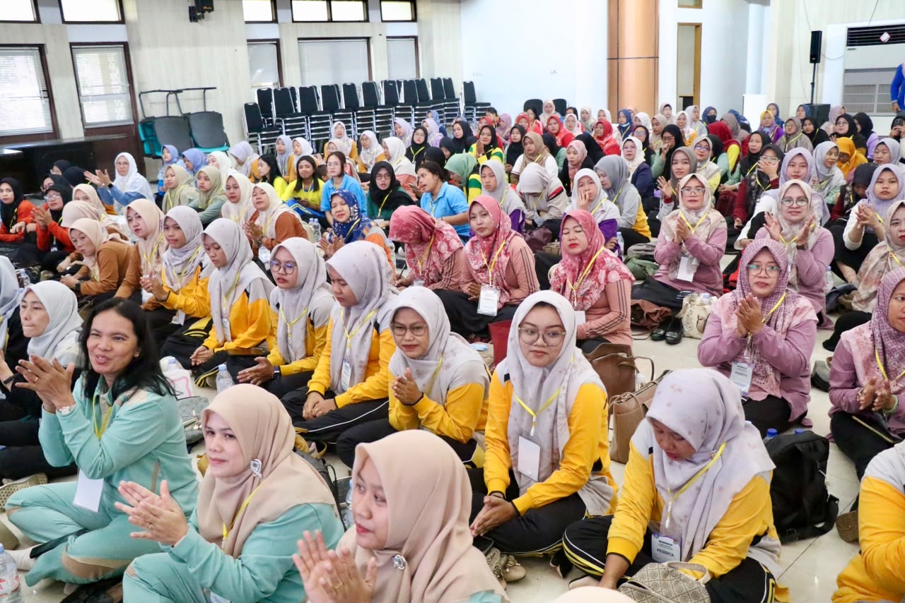 Pemkab Tangerang meningkatkan kompetensi guru PAUD melalui Workshop Deep Learning untuk mendukung pembelajaran inovatif dan berkualitas.