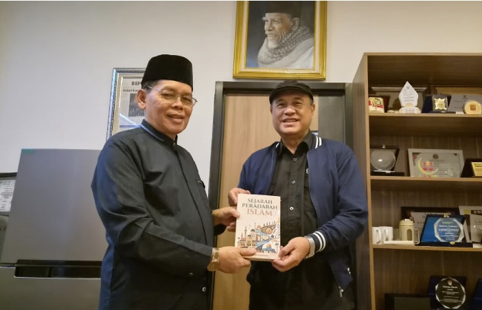 Buku Sejarah Peradaban Islam karya Amirsyah Tambunan resmi diluncurkan MUI, mengulas perjalanan Islam dari masa pra-Islam hingga era modern.