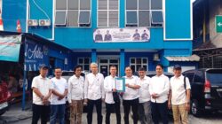 Diantar para senior, Mohamad Romli mendaftar bakal calon Ketua PWI Kabupaten Tangerang dan membawa semangat inovasi.
