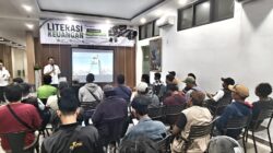 Pegadaian Area Tangerang memperluas inklusi keuangan melalui edukasi layanan finansial bagi komunitas ojek pangkalan.