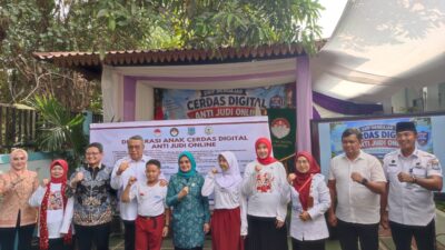 Tangsel mendorong anak lebih bijak menggunakan teknologi setelah Disdikbud menyoroti risiko paparan judi online dari game digital.