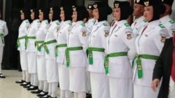 Jelang HUT ke-81 RI, Bupati Maesyal meminta 54 Paskibraka menjaga nama baik pribadi, keluarga, dan Kabupaten Tangerang.