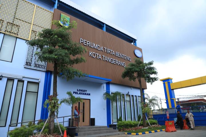 Warga Kota Tangerang bisa menikmati diskon 81 persen pemasangan sambungan baru air bersih selama program kemerdekaan.