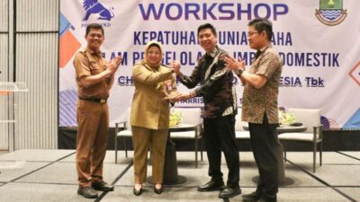 Pemkab Tangerang memperkuat pembinaan dan pengawasan dunia usaha untuk meningkatkan kepatuhan pengelolaan limbah dan lingkungan.