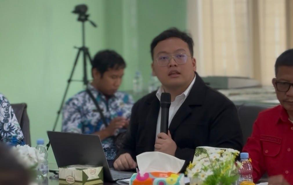 PDIP Banten kunjungi BPBD dan BMKG, Abraham Garuda Laksono dorong penguatan mitigasi serta sistem peringatan dini bencana di Banten.
