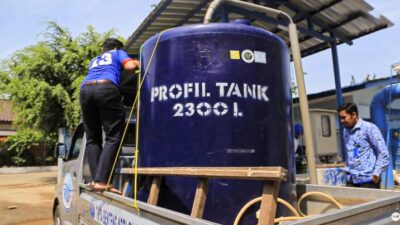 Dua kecamatan di Kota Tangerang masuk zona merah BMKG, Pemkot menyiapkan bantuan air bersih untuk mengantisipasi kekeringan.