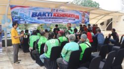Bakti kesehatan HUT ke-77 Lalu Lintas digelar Satlantas Polresta Tangerang dengan menyasar pedagang hingga pengemudi ojol.