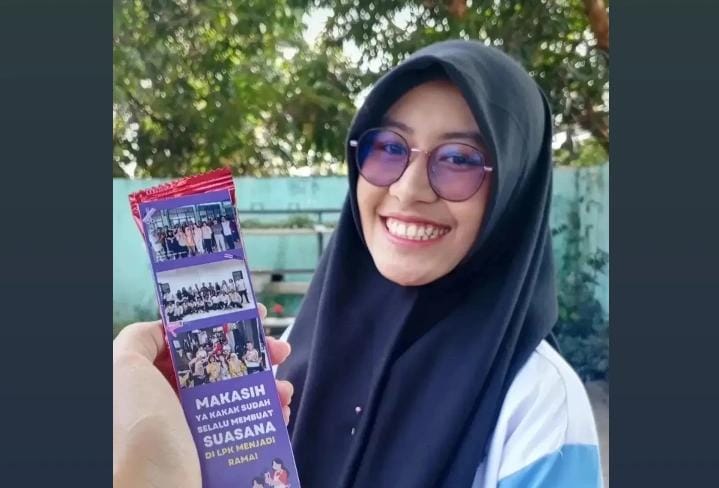 Dafa Aflaha, gadis asal Cirebon, aktif berkarya lewat usaha, literasi, cosplay, pelatihan kerja, dan mengejar cita-cita menjadi jaksa.