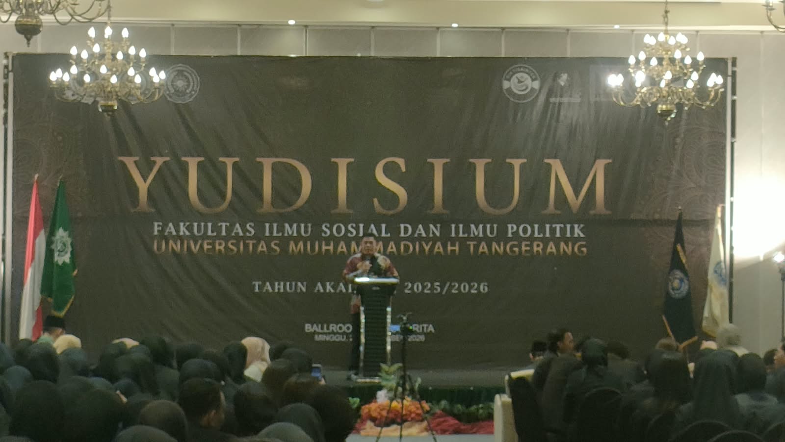 363 lulusan FISIP UMT didorong terus belajar, meningkatkan kompetensi, adaptif terhadap AI, dan memberi kontribusi nyata bagi masyarakat.