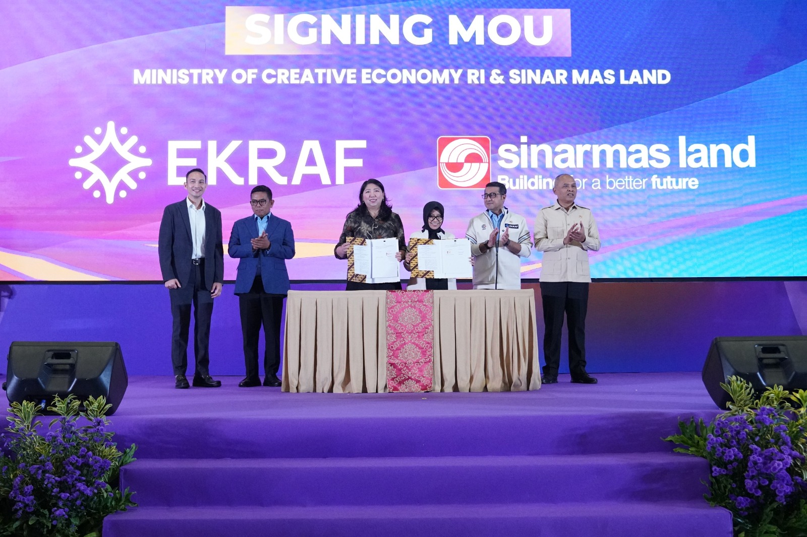 Ekonomi kreatif berpotensi jadi sumber pertumbuhan baru. KEK ETKI Banten dan Kemenekraf memperkuat kolaborasi untuk investasi dan inovasi.