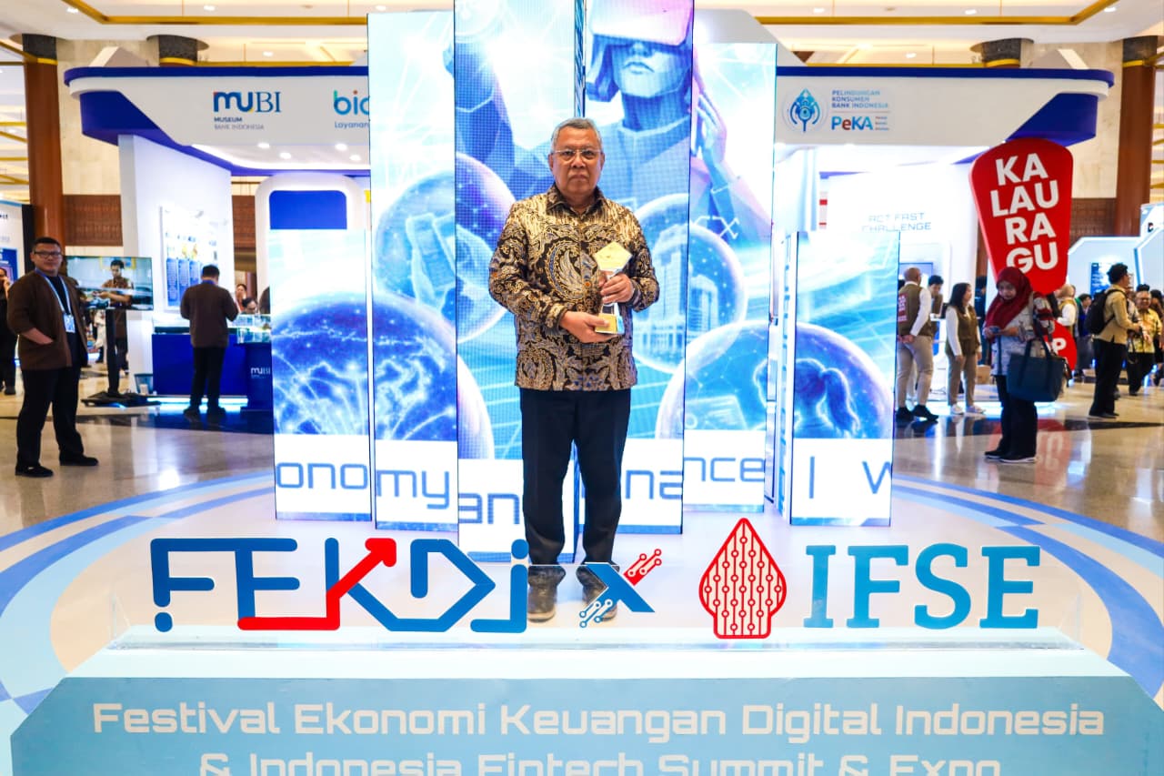 Penguatan digitalisasi transaksi terus dilakukan Tangsel untuk mendukung tata kelola keuangan daerah yang lebih transparan.