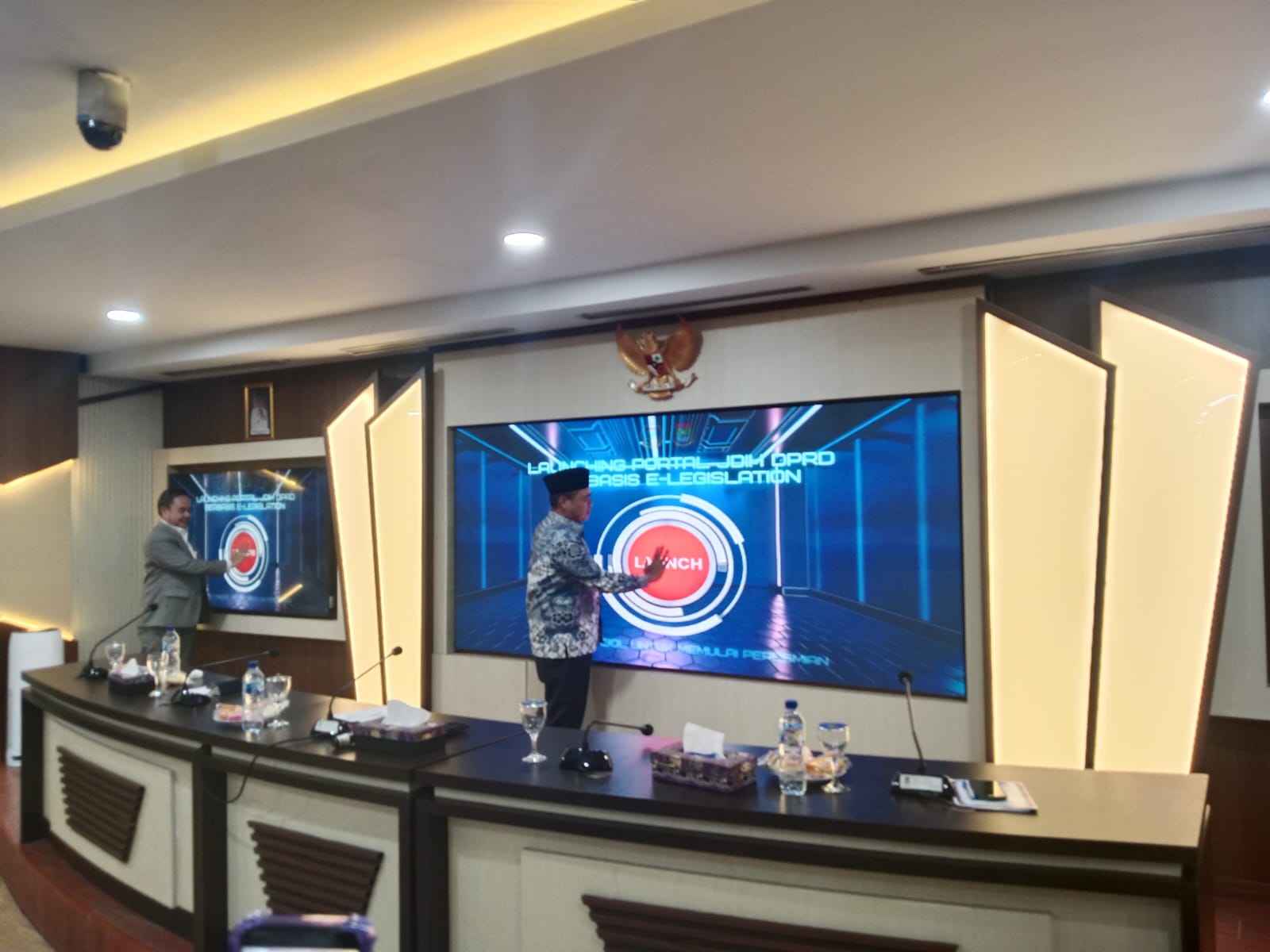 DPRD Kabupaten Tangerang digitalisasi legislasi melalui portal JDIH e-Legislation untuk memperkuat transparansi dan partisipasi publik.