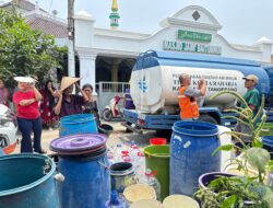 Kemarau Panjang di Tangerang, Perumdam TKR Salurkan 2,5 Juta Liter Air Bersih