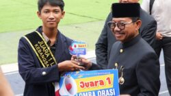 Nevio Zabry Rezyidco mengantarkan UMT meraih juara 1 orasi kebangsaan Kota Tangerang 2026 dengan mengangkat isu demokrasi dan aspirasi rakyat.