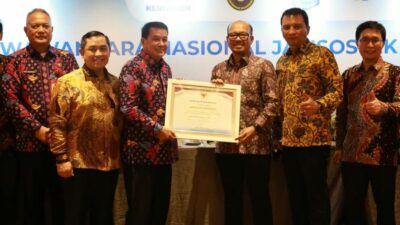 Jamsostek Award 2026 diraih Kabupaten Tangerang yang terus mendorong perluasan kepesertaan melalui kolaborasi dengan BPJS Ketenagakerjaan.