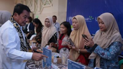 Maesyal Rasyid mendorong UMKM Kabupaten Tangerang terus berinovasi untuk menghadapi persaingan pasar dan mengembangkan usaha berkelanjutan.