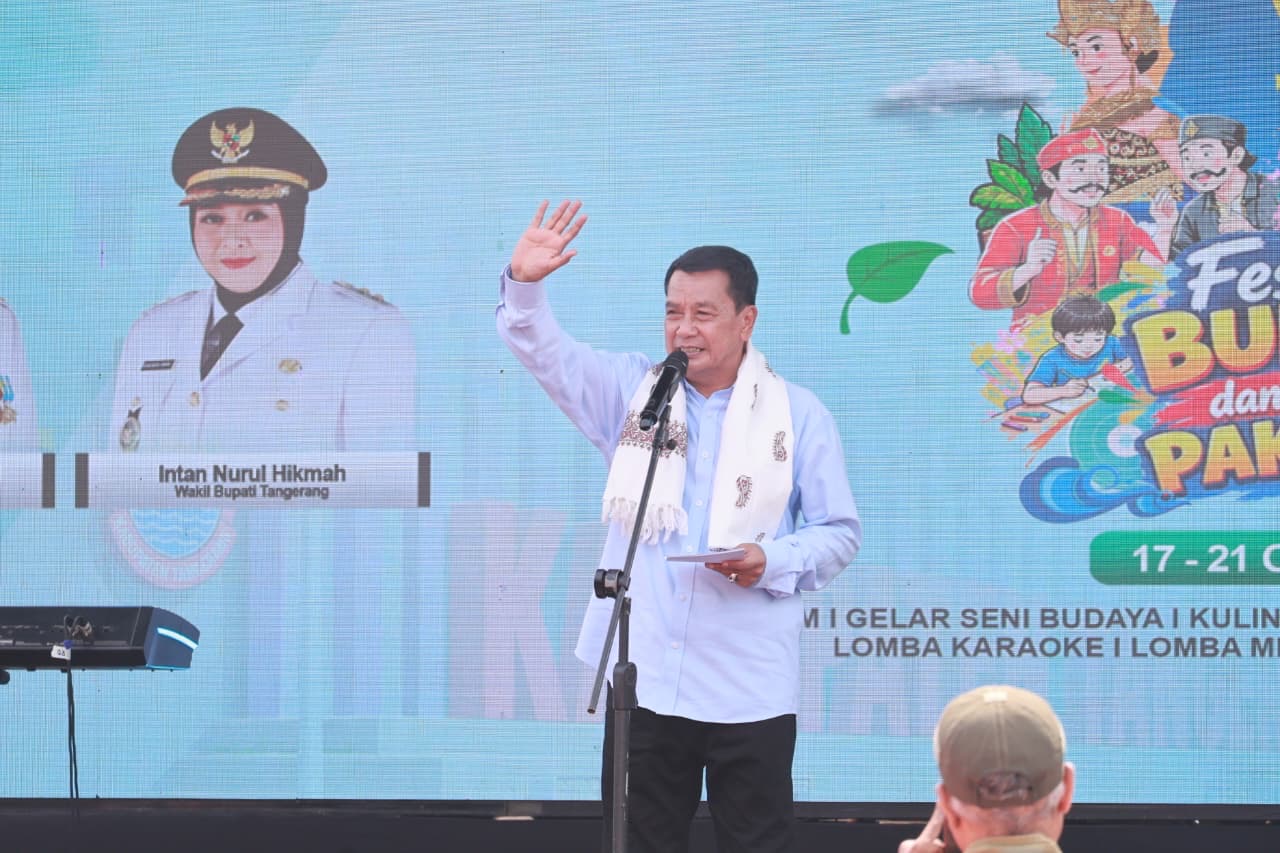 Bupati Tangerang Maesyal Rasyid mengapresiasi kreativitas dan kebersamaan warga dalam peringatan HUT ke-34 Kecamatan Pakuhaji.