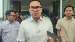 Pilar Saga menegaskan pengelola air Serpong Lagoon perlu bertanggung jawab atas kerugian warga dan mendorong pembahasan kompensasi.